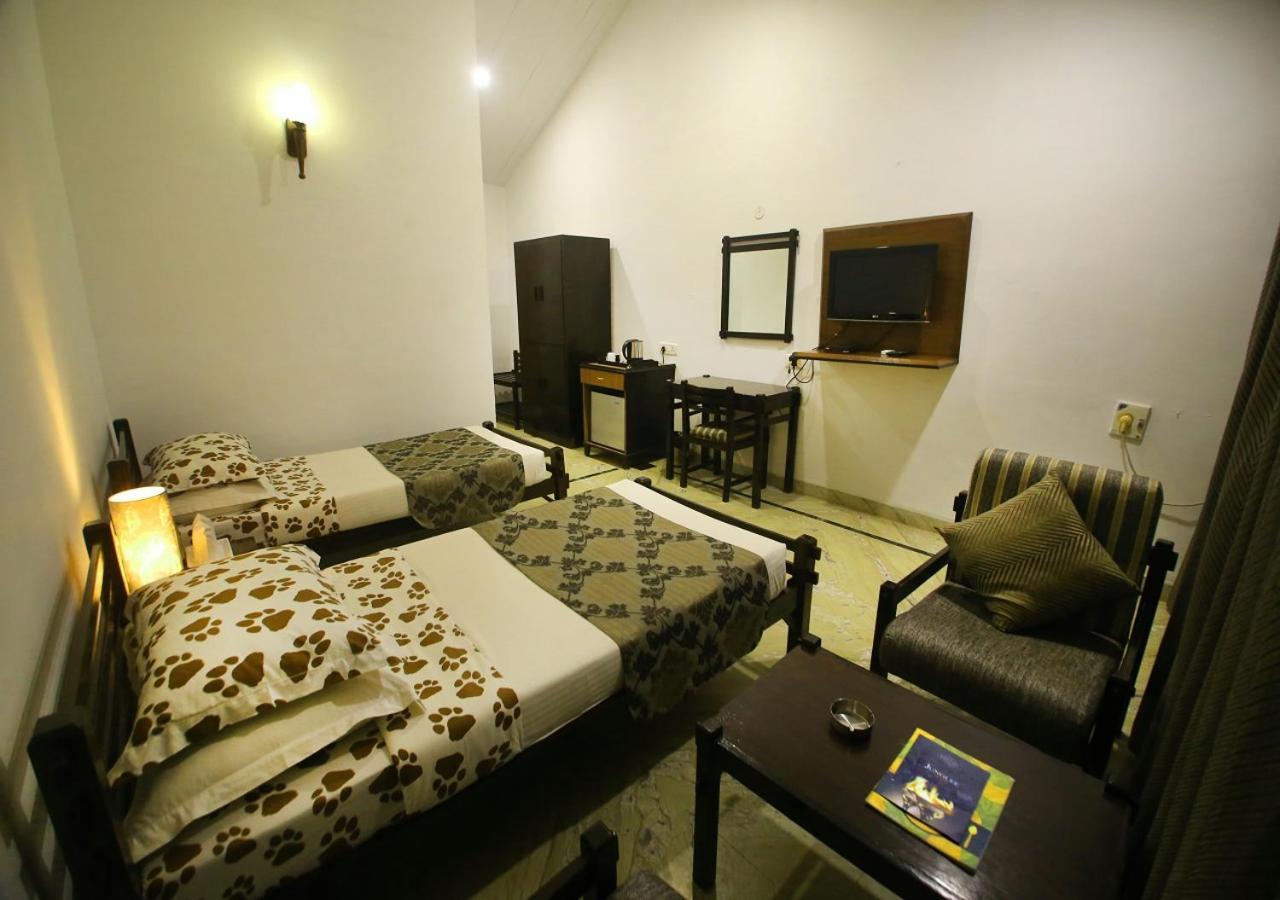 Tāla Mpt White Tiger Forest Lodge المظهر الخارجي الصورة